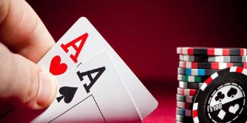 Poker: Từ giải trí đến sự nghiệp chuyên nghiệp